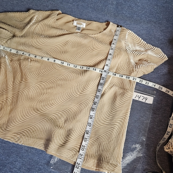 Talbots Light Golden Tan Wave Pattern Velvet Silk Blend Pullover Blouse Size 14W - Picture 8 of 8
